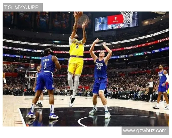 热火与湖人精彩对决直播回顾雨中激情瞬间分享